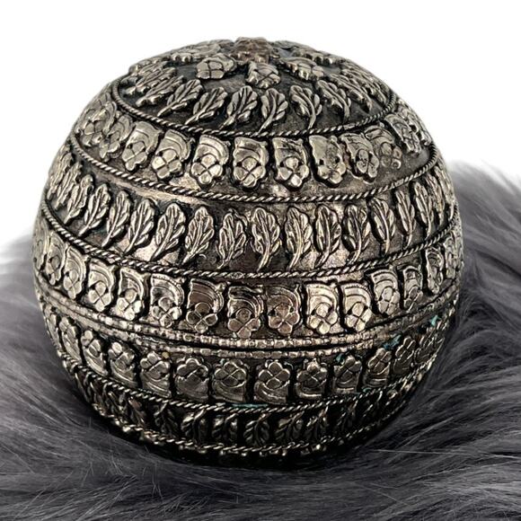 Vintage Ornate Silver Floral Sphere – Decorative Accent Piece - Bowl Filler - Picture 4 of 8